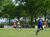S.K.N.W.K. JO19-1 - Roosendaal JO19-5 (comp.) voorjaar seizoen 2021-2022 (111/150)